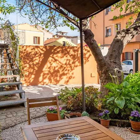 Apartment Sehr Zentral In By Interhome *