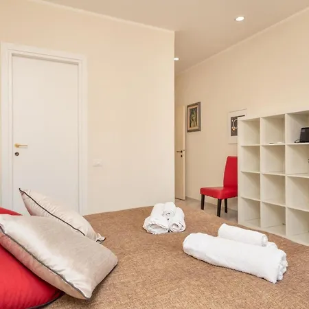 Sehr Zentral In By Interhome Apartment